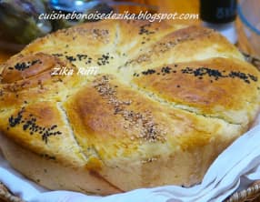 Pain arabe au four à la semoule