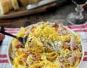 Pâtes au dindon braisé et effiloché