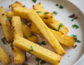Frites de polenta au four