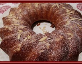 Gâteau moelleux amandes et miel