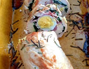 Rôti de poulet, œufs durs et orties