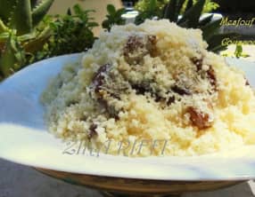 Couscous fin sucré aux dattes