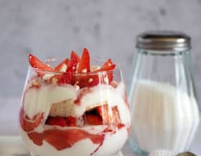 Eton Mess Léger aux Fraises