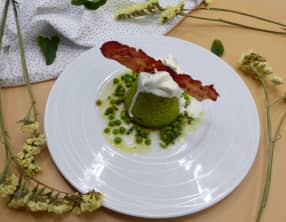 Flans de petits pois avec sa vinaigrette citronnée