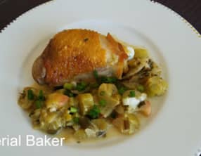 Cuisses de poulet à la rhubarbe et aux oignons verts