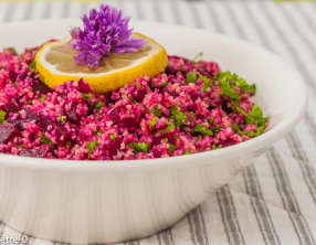 Salade de semoule aux betteraves et fines herbes