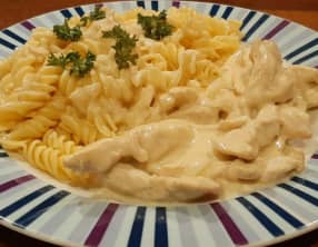 Émincé de poulet à la moutarde