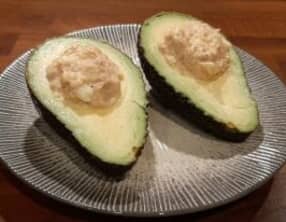 Avocats mimosa au thon