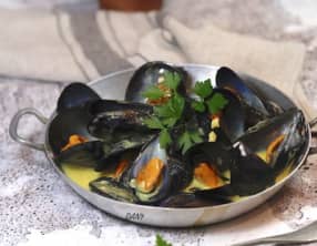 Moules à la crème de moutarde