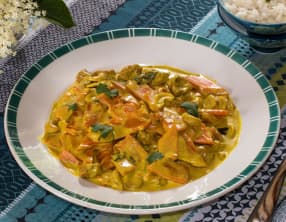 Sauté végétal au cari de carottes, noix de coco et noix de cajou