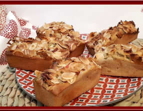 Minis cakes moelleux à la rhubarbe