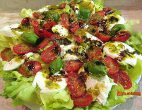 Salade à la caprese végétarienne