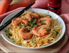 Wok de crevettes sautées