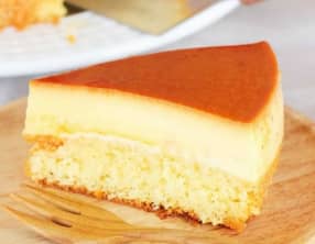 Gâteau à la crème pâtissière et au caramel