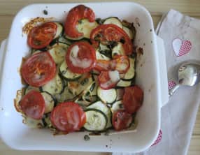 Gratin de courgettes et tomates aux câpres, anchois et cancoillotte