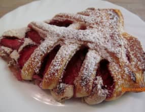 Feuilletés tressés aux fraises