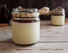 Panna cotta vanille coulis de framboises