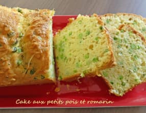 Cake aux petits pois et romarin