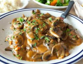 Poulet à la sauce aux champignons