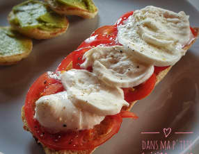 Tartine grillée aux saveurs italiennes