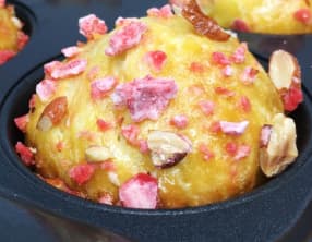 Petites Brioches Aux Pralines Roses