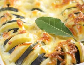 Gratin de pommes de terre et courgettes