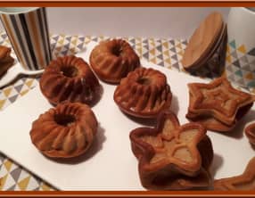 Bouchées moelleuses à la purée de pêches blanches