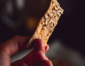 Crackers maison au levain et aux graines