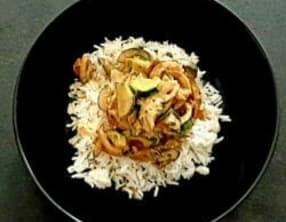 Riz courgette, champignons, lait de coco, pâte de curry rouge