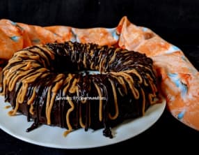 Cake au beurre d'arachide et au chocolat.