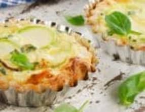 Tarte salée aux courgettes, yaourt et fromage