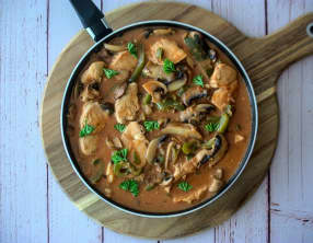 Poulet Stroganoff