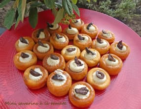 Mini savarins à la tomate