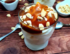 Glace au yaourt façon sundae