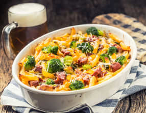 Gratin des pâtes au brocoli et saucisse