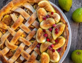 Tarte aux figues fraîches, amandes et épices