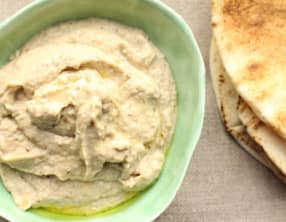 Caviar d'aubergines aux noix à la grecque