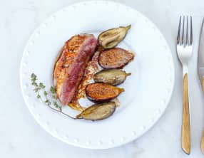 Filet de canette poêlé, aubergines et figues confites