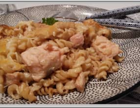 Gratin de tortis et saumon mariné à la sauce soja