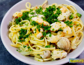 Linguines aux coques et crevettes
