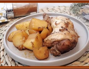 Cuisses de poulet et pommes de terre