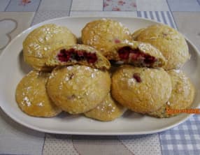 Biscuits craquelés aux framboises