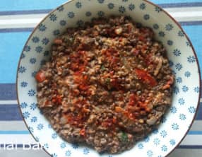 Ecrasé de lentilles à la tomate et au tahin d'Ottolenghi