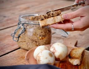 Pâté végétal aux champignons et aux graines de moutarde