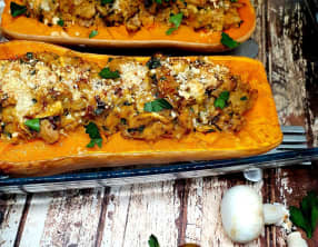 Butternut farçie au veau, champignons et châtaignes