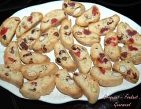 Croquants aux fruits secs et rouges