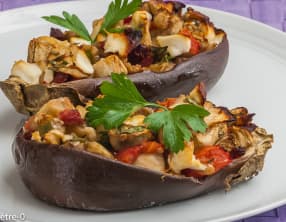 Aubergines farcies au fromage de chèvre et à la tomate