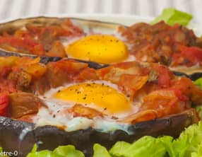 Aubergines farcies aux œufs