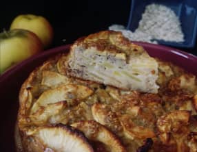 Gâteau léger aux pommes et aux flocons d'avoine