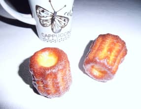 Canelés bordelais